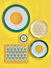Melamine Round Placemat in Yellow Egg Print